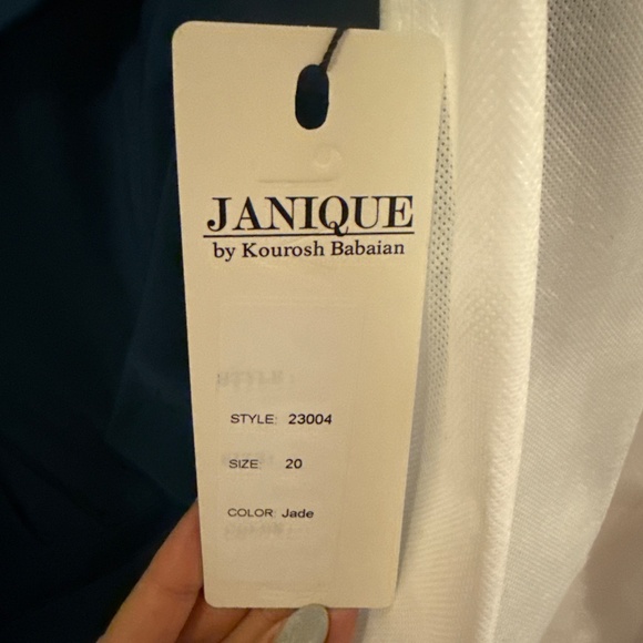 NWT Janique by Kourosh Babaian Off-Shoulder Gown – Teal, Size 20 - Picture 4 of 4